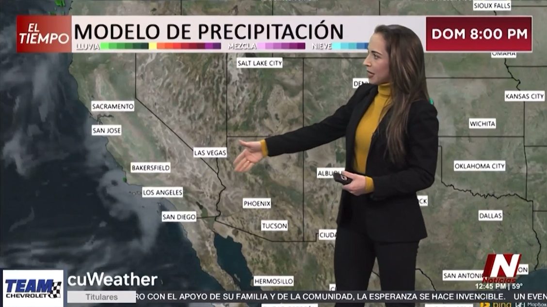 Ivet Vidal como presentadora en Univision Noticias